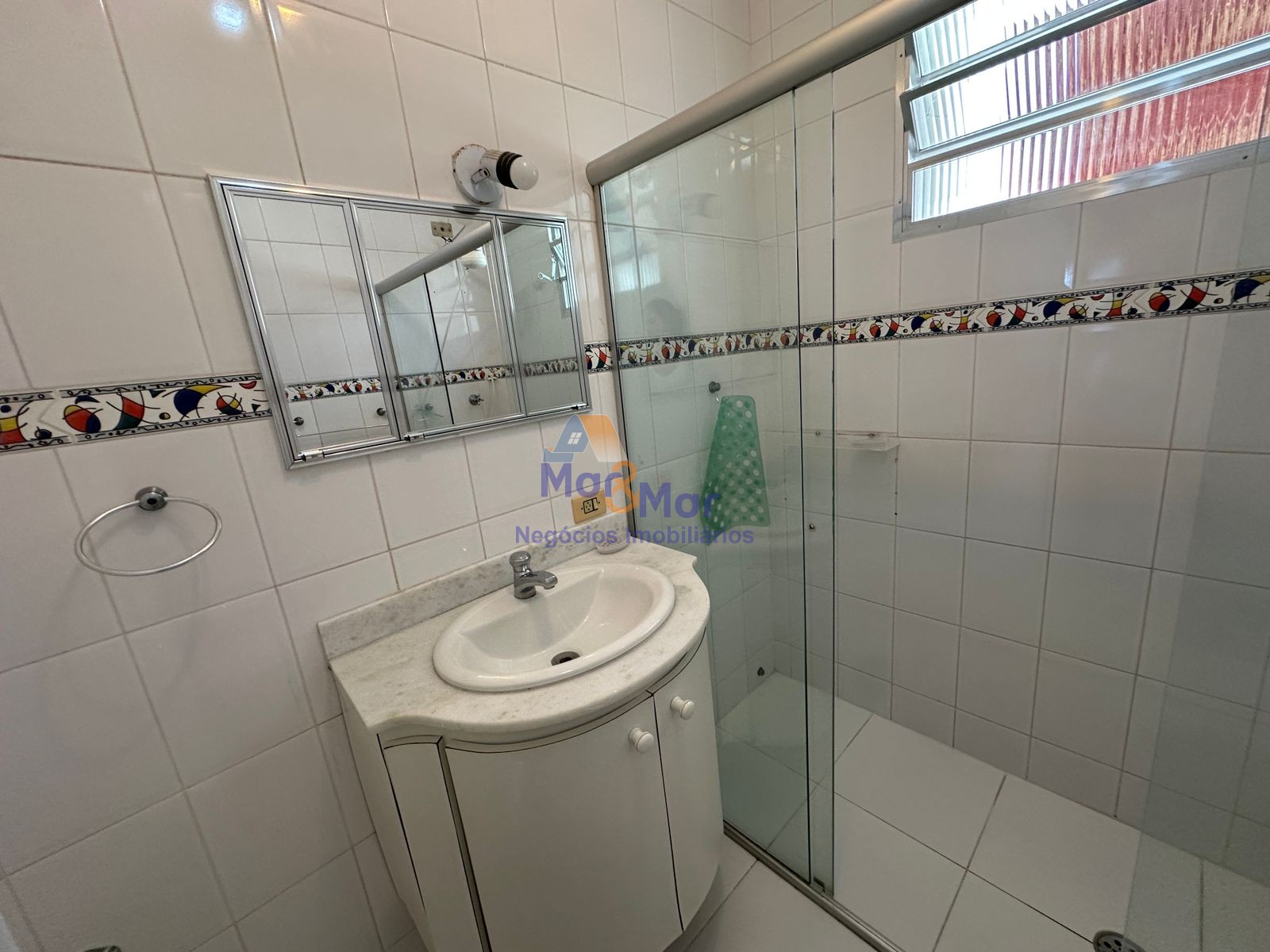 Apartamento Frente ao Mar-3-dormitorios-Pitangueiras