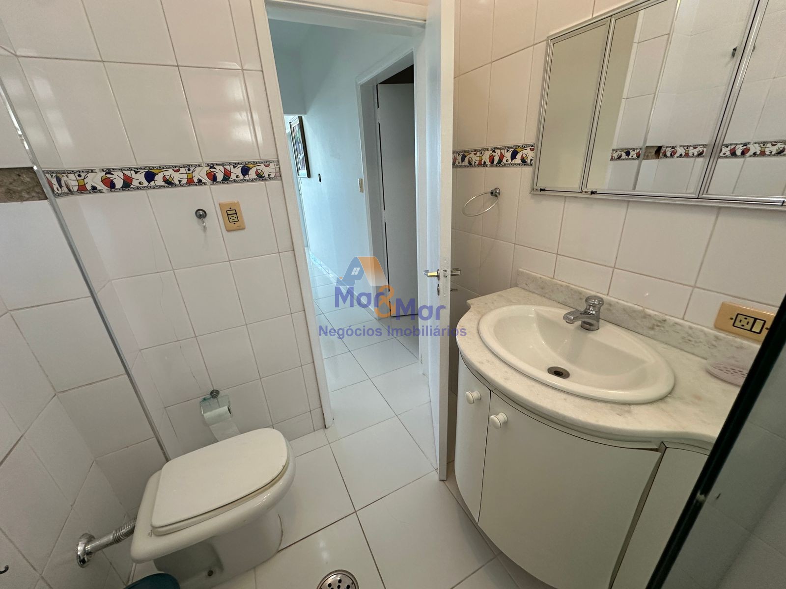 Apartamento Frente ao Mar-3-dormitorios-Pitangueiras