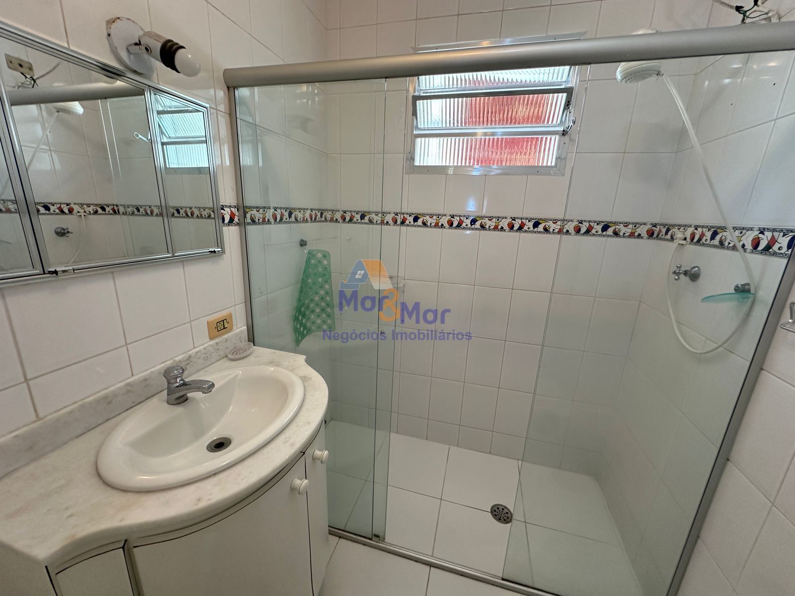 Apartamento Frente ao Mar-3-dormitorios-Pitangueiras