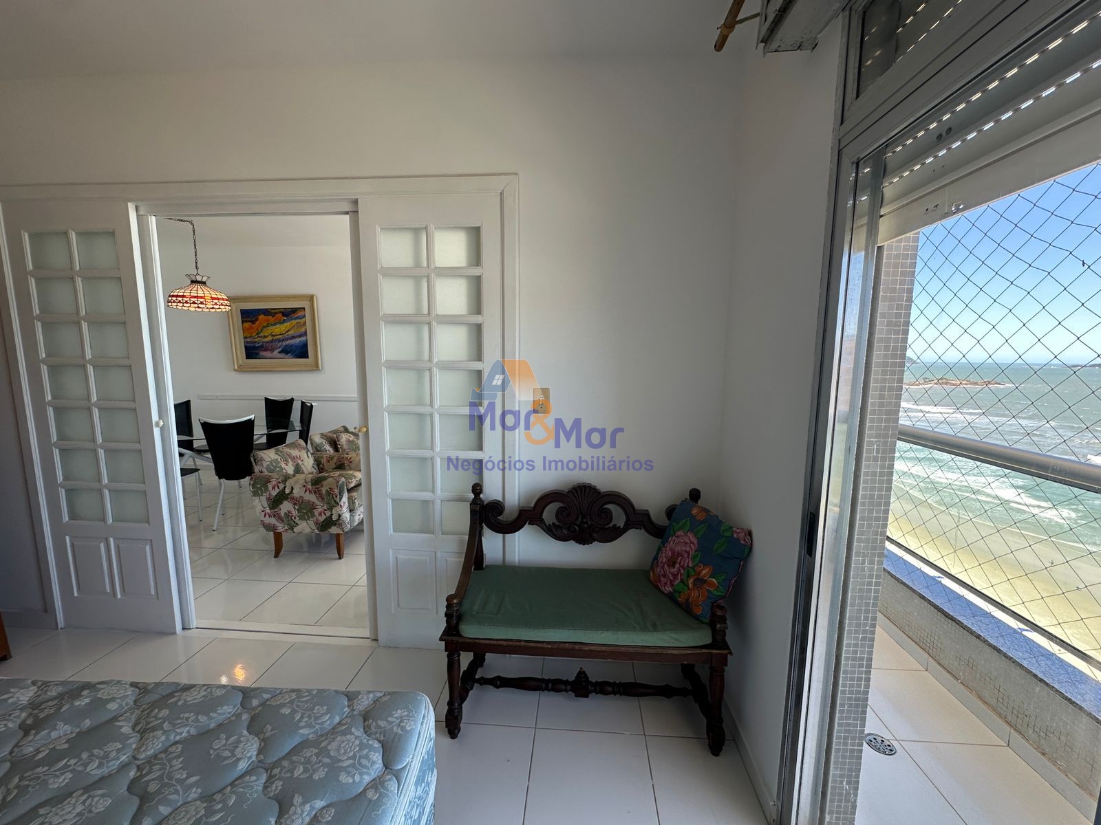 Apartamento Frente ao Mar-3-dormitorios-Pitangueiras