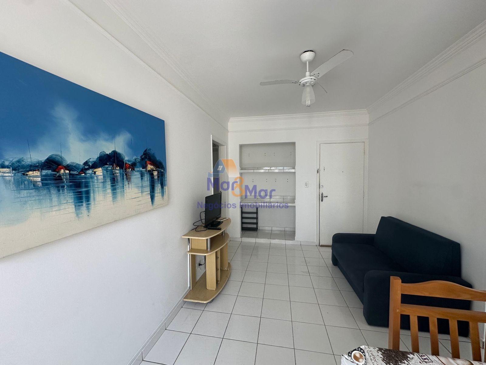 Apartamento na Praia das Pitangueiras, Guarujá - SP