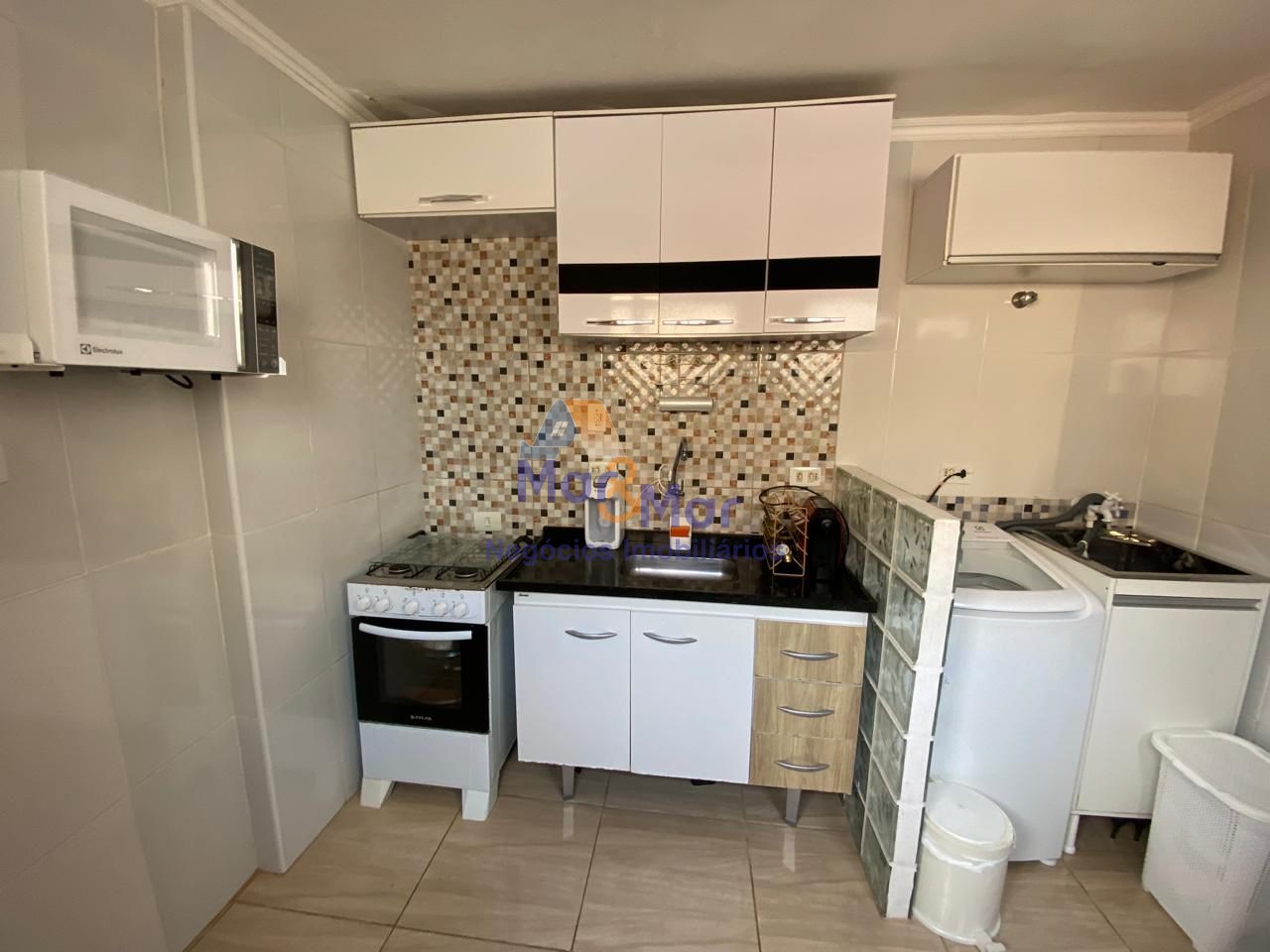 Apartamento na Praia das Astúrias, Guarujá - SP