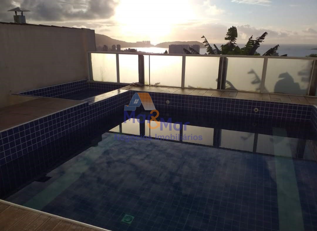 Casa em Condomínio na Praia da Enseada, Guarujá - SP