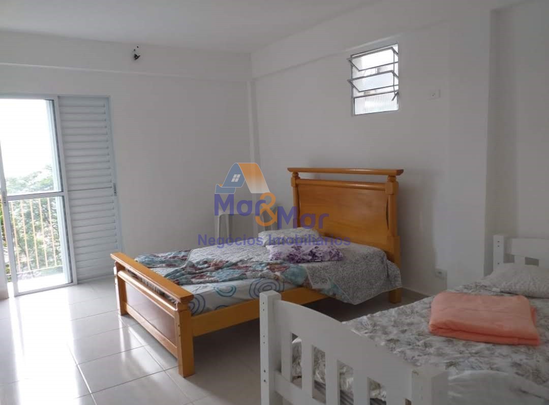 Casa em Condomínio na Praia da Enseada, Guarujá - SP