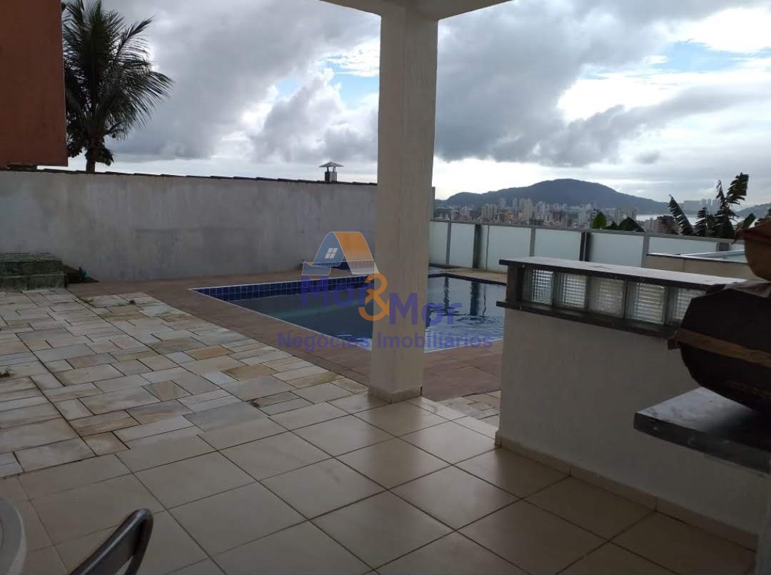 Casa em Condomínio na Praia da Enseada, Guarujá - SP