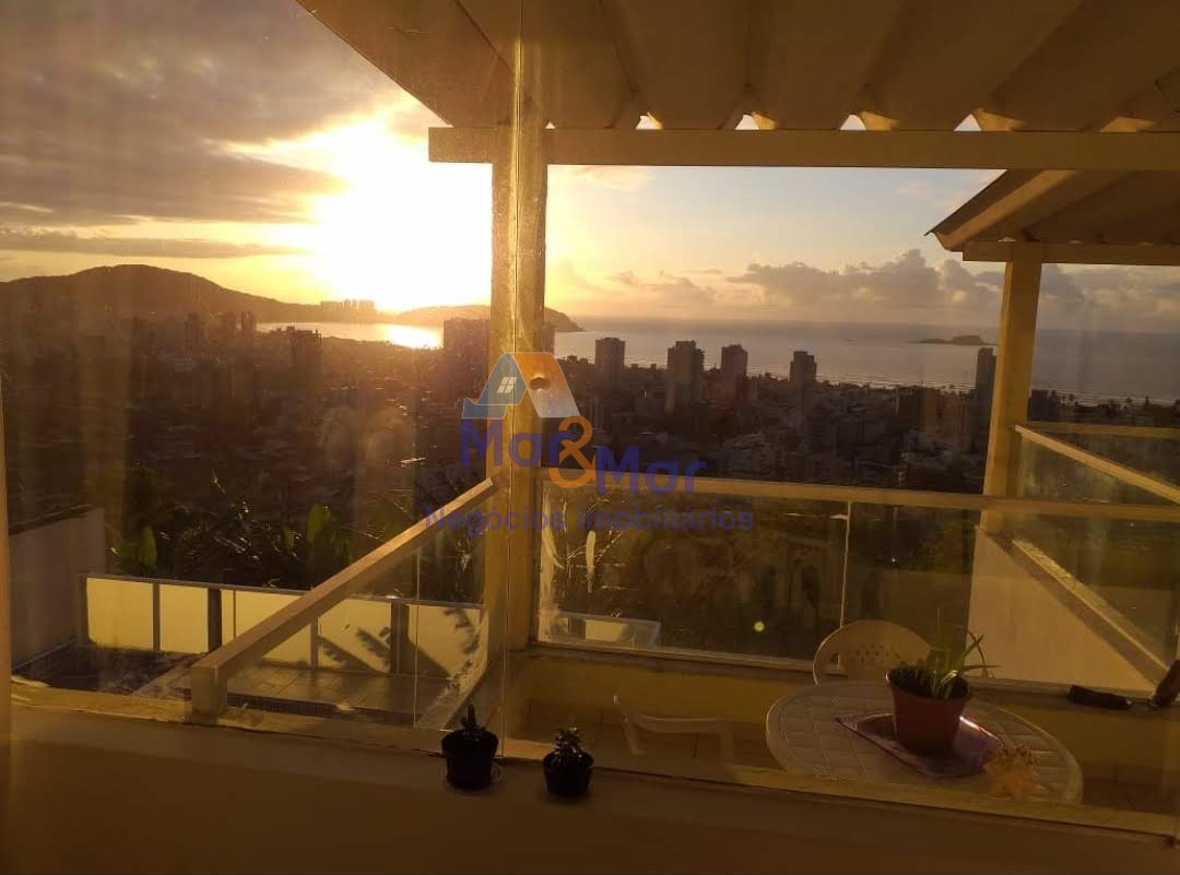 Casa em Condomínio na Praia da Enseada, Guarujá - SP