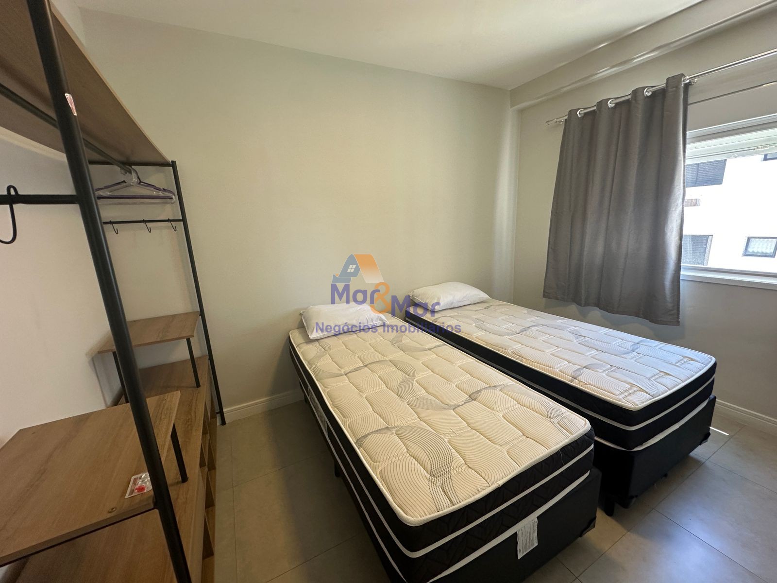 Apartamento na Praia das Astúrias, Guarujá - SP