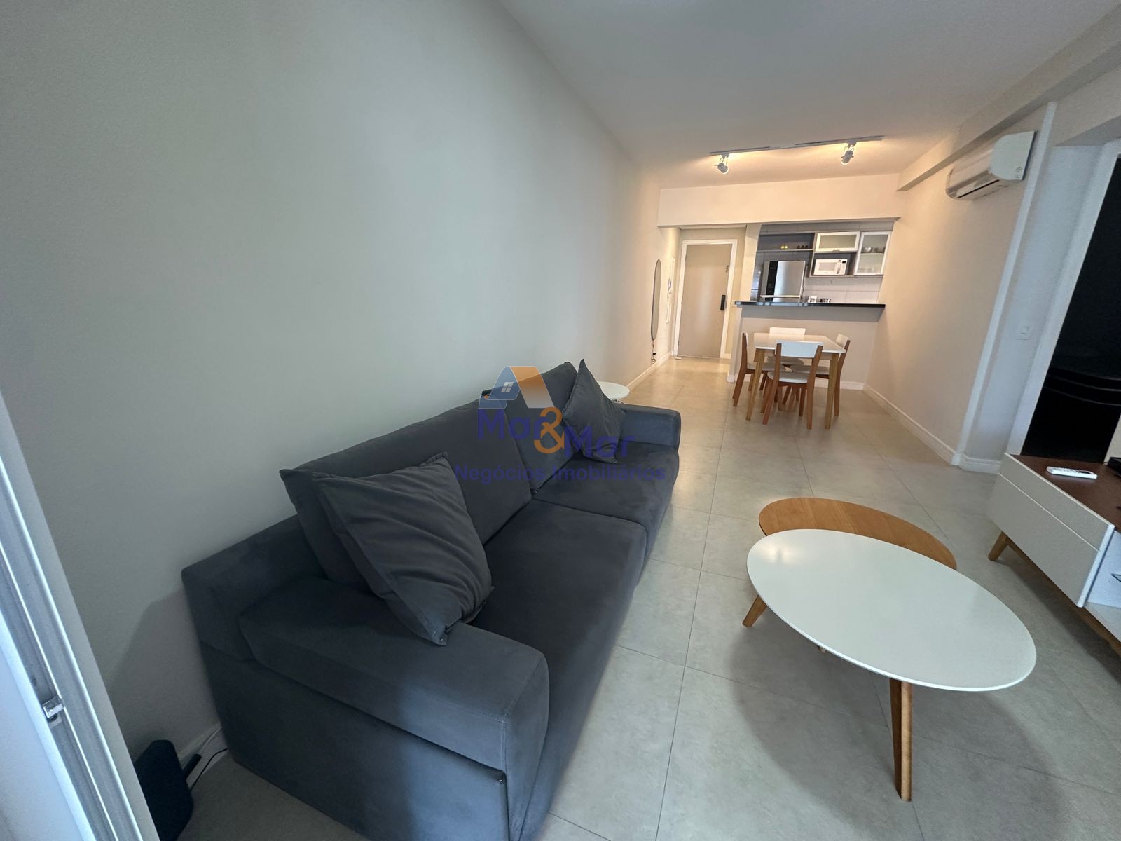 Apartamento na Praia das Astúrias, Guarujá - SP