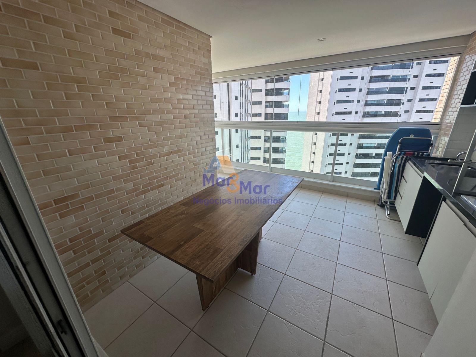 Apartamento na Praia das Astúrias, Guarujá - SP