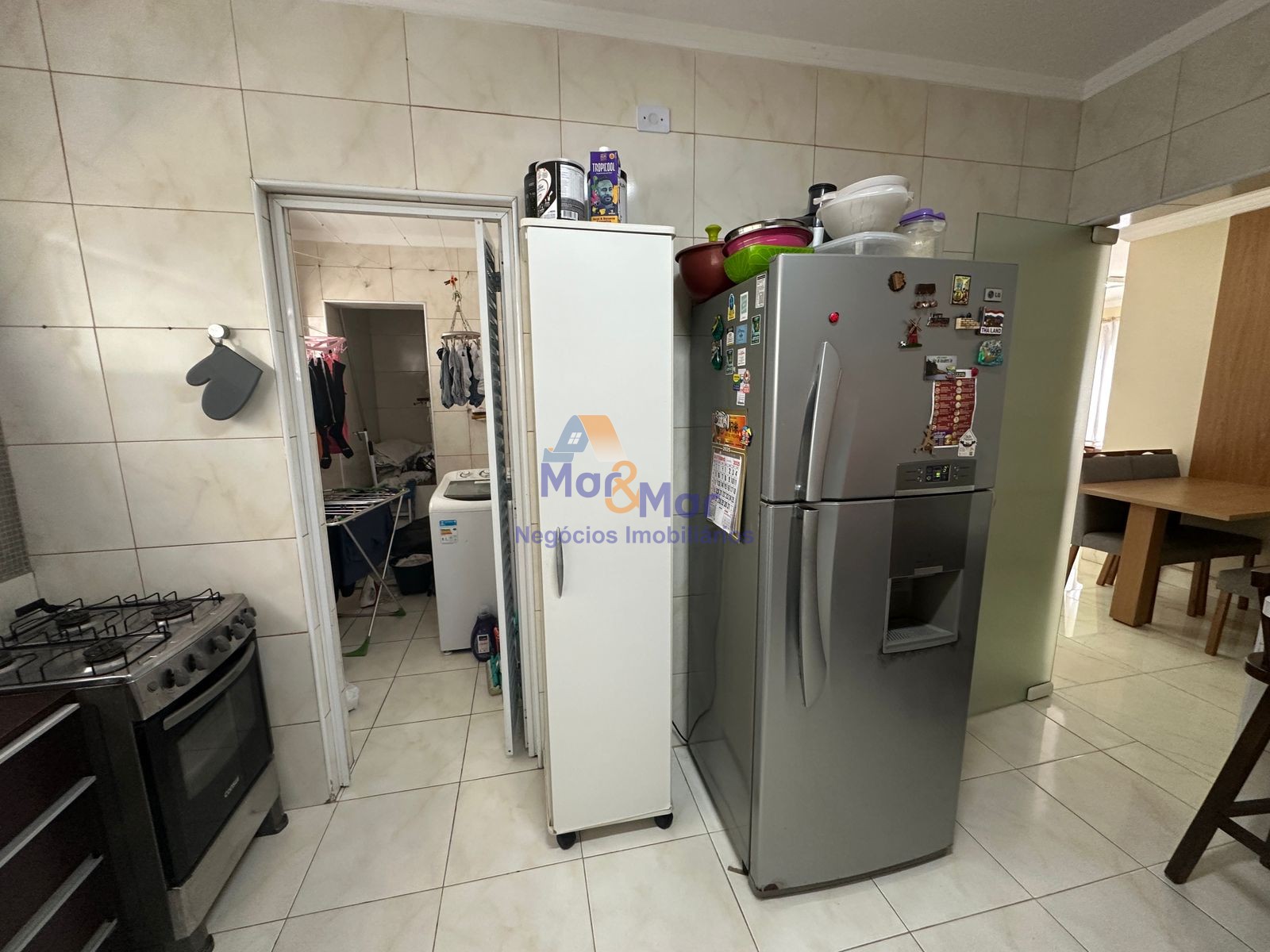 Apartamento na Praia das Pitangueiras, Guarujá - SP