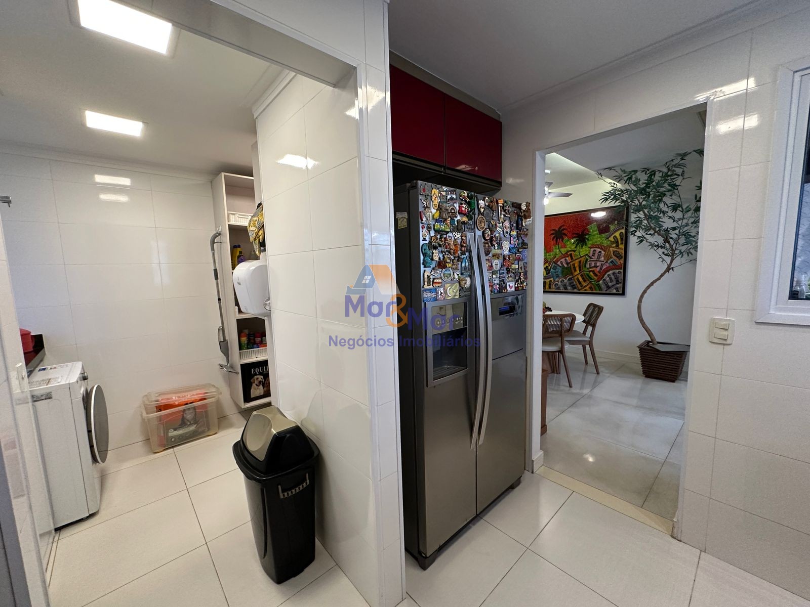 Apartamento na Praia das Pitangueiras, Guarujá - SP