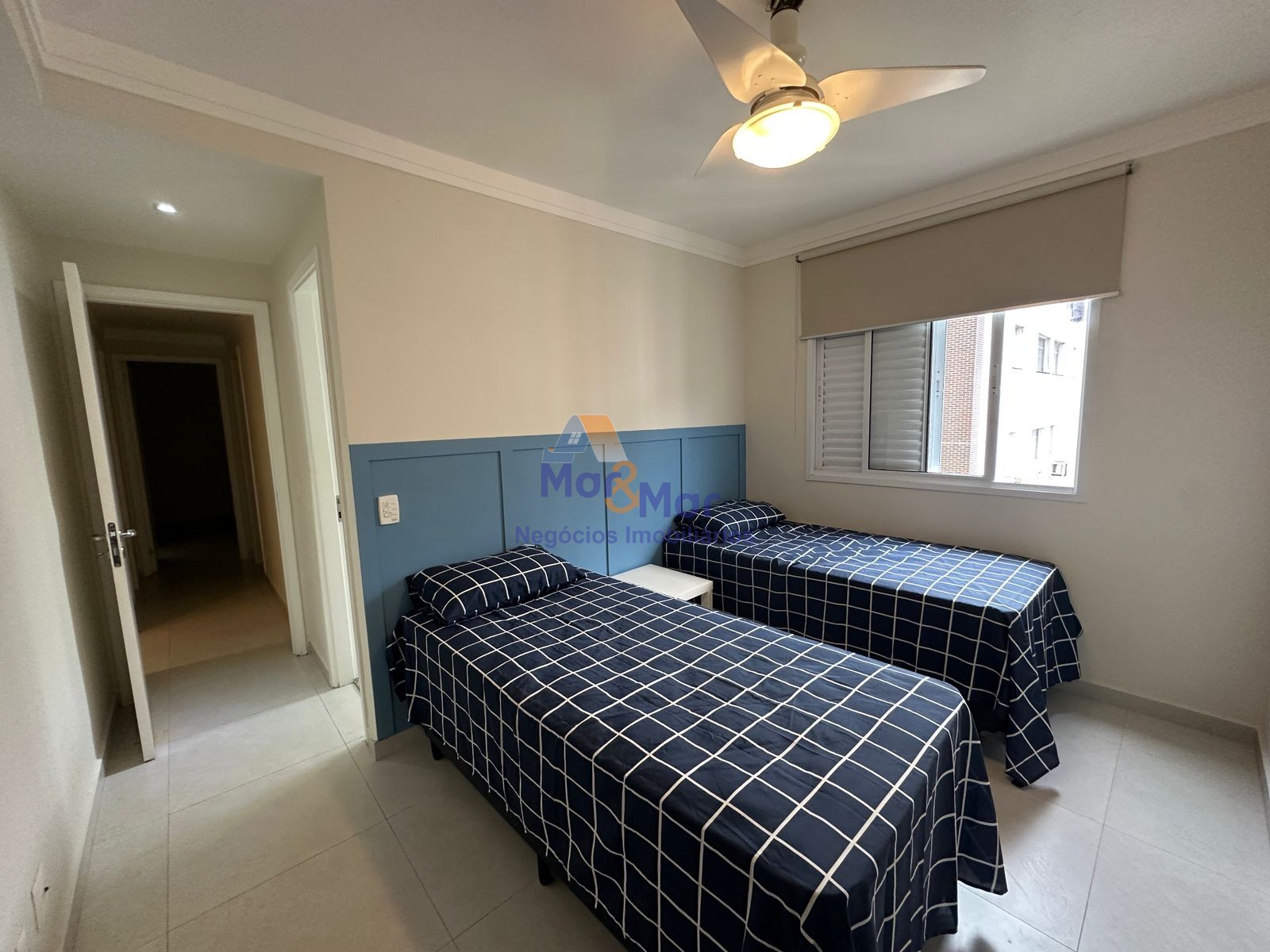 Apartamento na Praia das Pitangueiras, Guarujá - SP