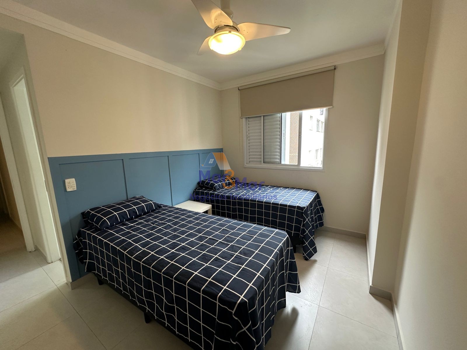 Apartamento na Praia das Pitangueiras, Guarujá - SP