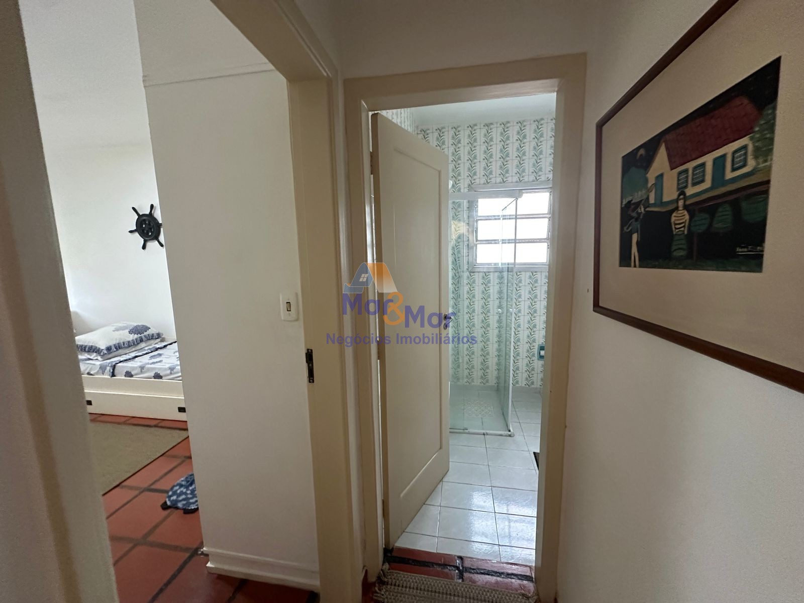 Apartamento na Praia das Pitangueiras, Guarujá - SP