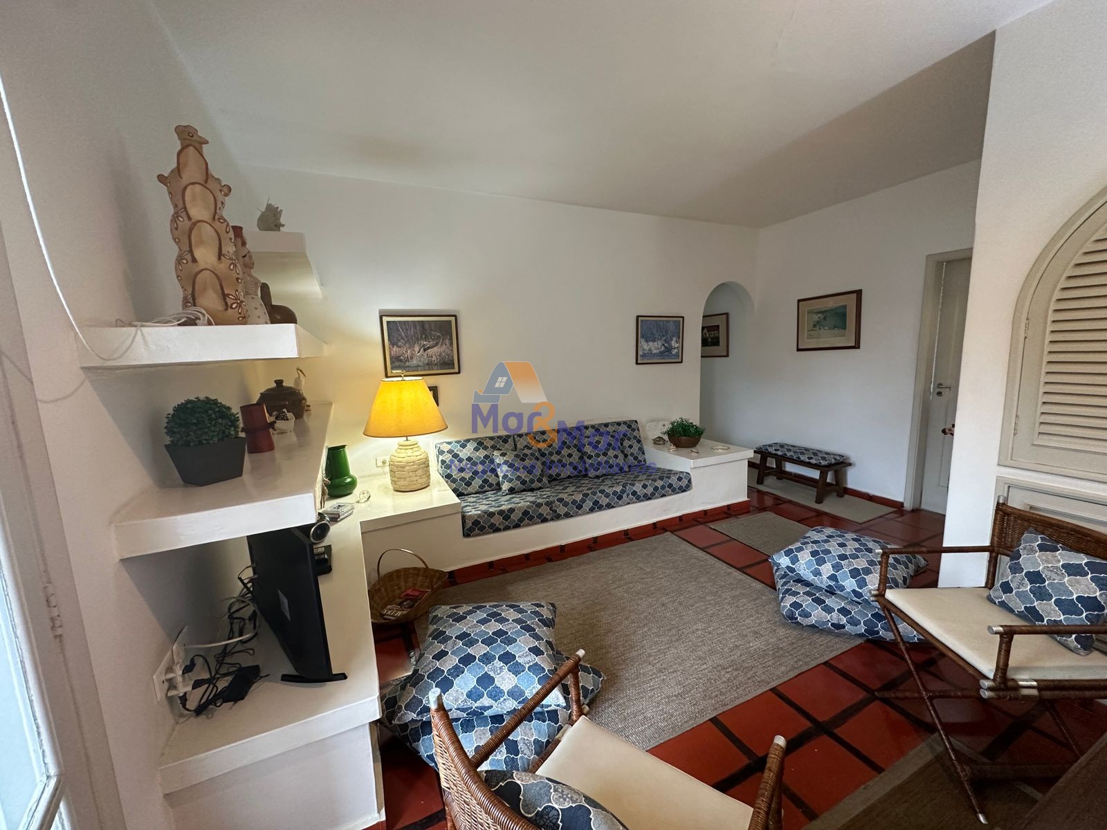 Apartamento na Praia das Pitangueiras, Guarujá - SP