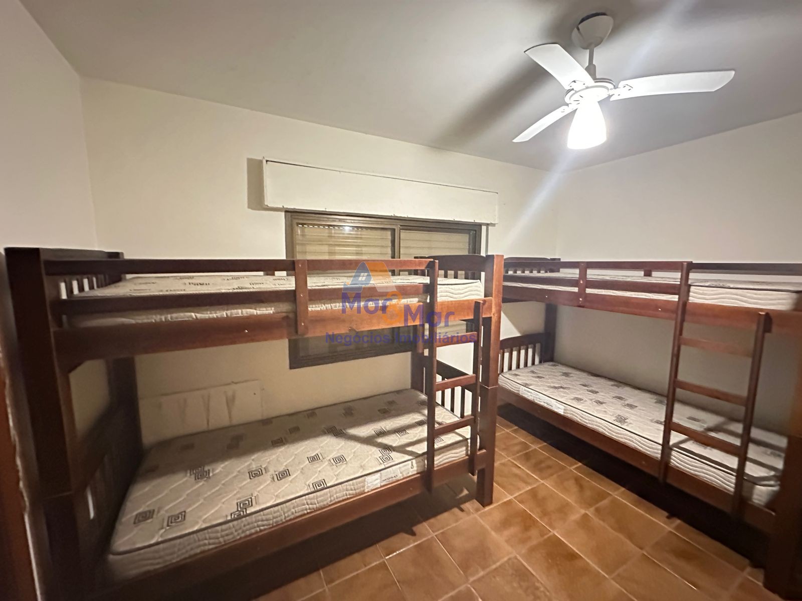 Apartamento Frente ao Mar nas Pitangueiras, Guarujá - SP