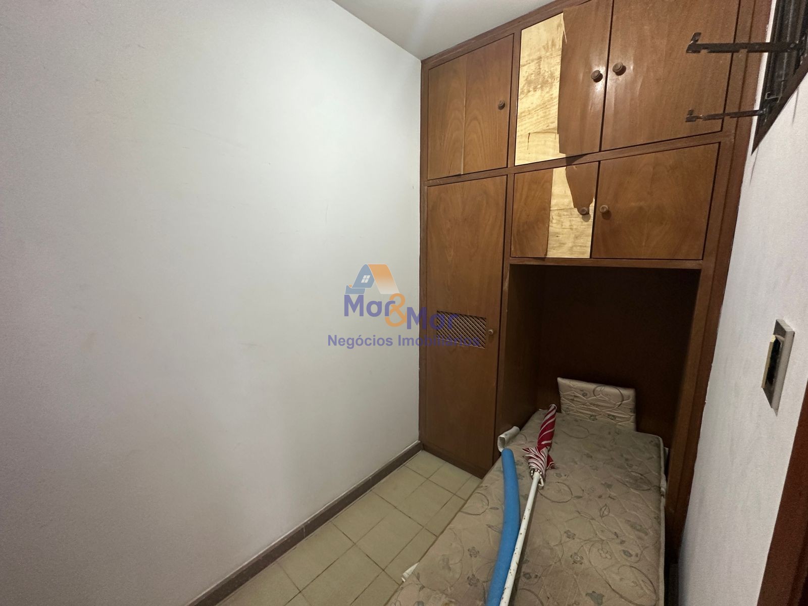 Apartamento Frente ao Mar nas Pitangueiras, Guarujá - SP