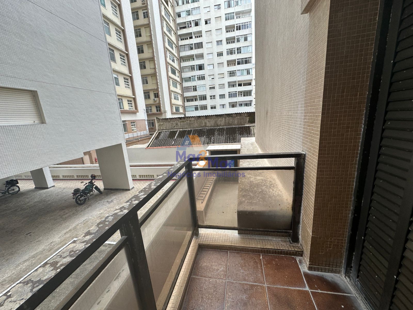 Apartamento Frente ao Mar nas Pitangueiras, Guarujá - SP