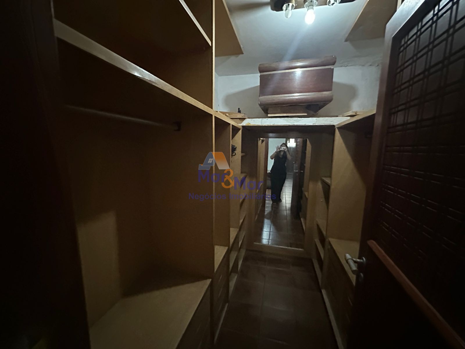 Apartamento Frente ao Mar nas Pitangueiras, Guarujá - SP
