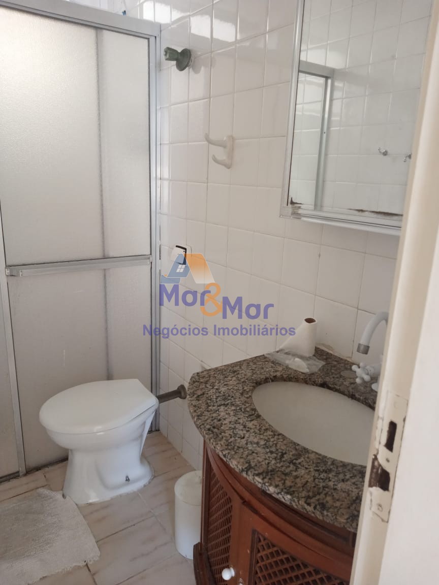 Apartamento na Praia das Pitangueiras, Guarujá - SP