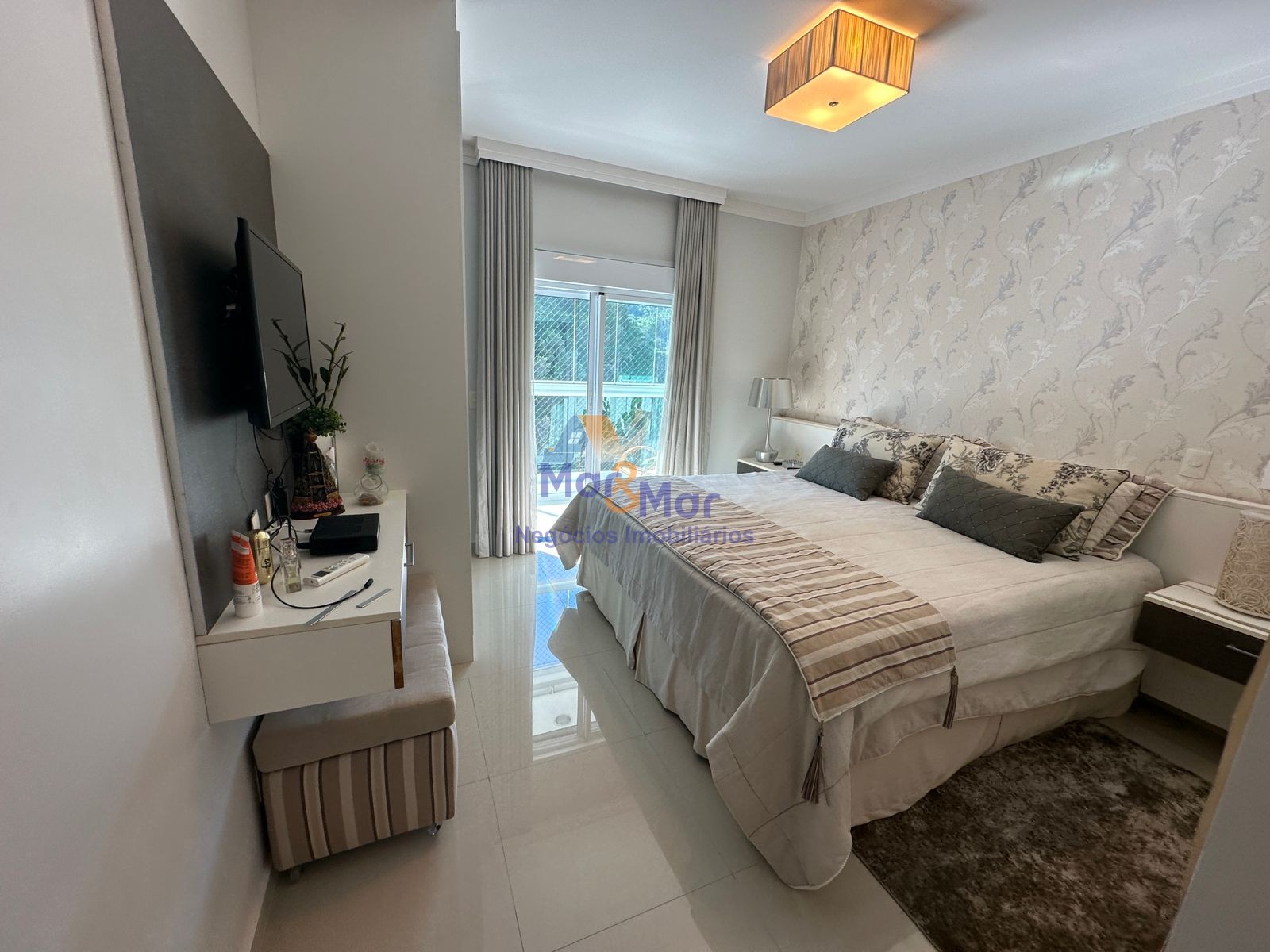 Apartamento Frente ao Mar-3-dormitorios-Enseada