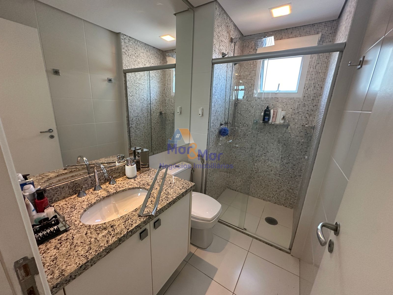 Apartamento Frente ao Mar-3-dormitorios-Enseada