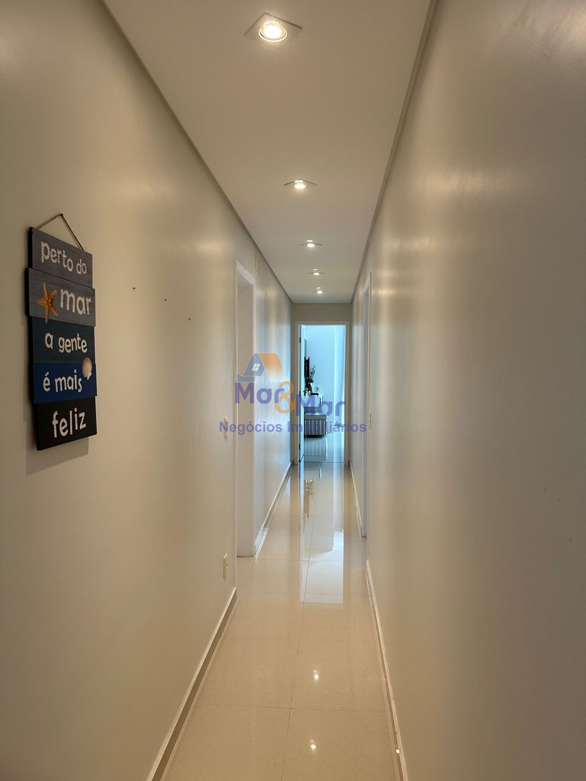 Apartamento Frente ao Mar-3-dormitorios-Enseada