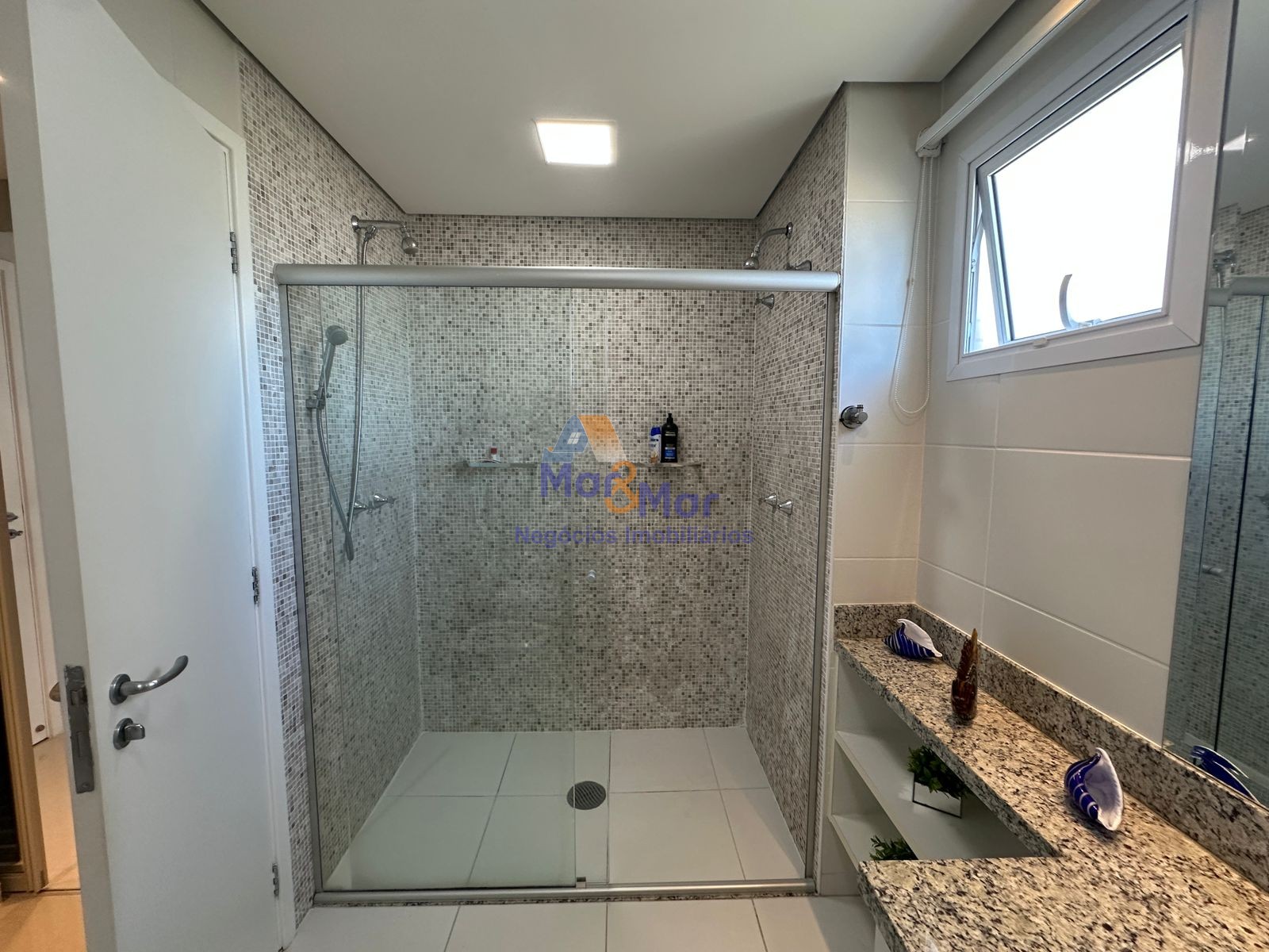 Apartamento Frente ao Mar-3-dormitorios-Enseada