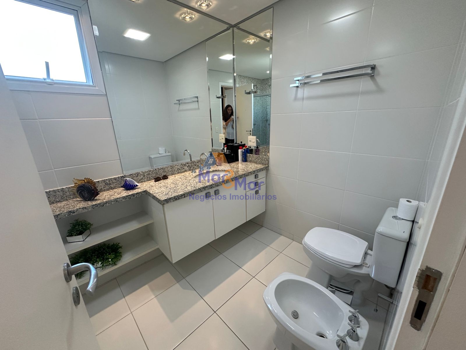 Apartamento Frente ao Mar-3-dormitorios-Enseada
