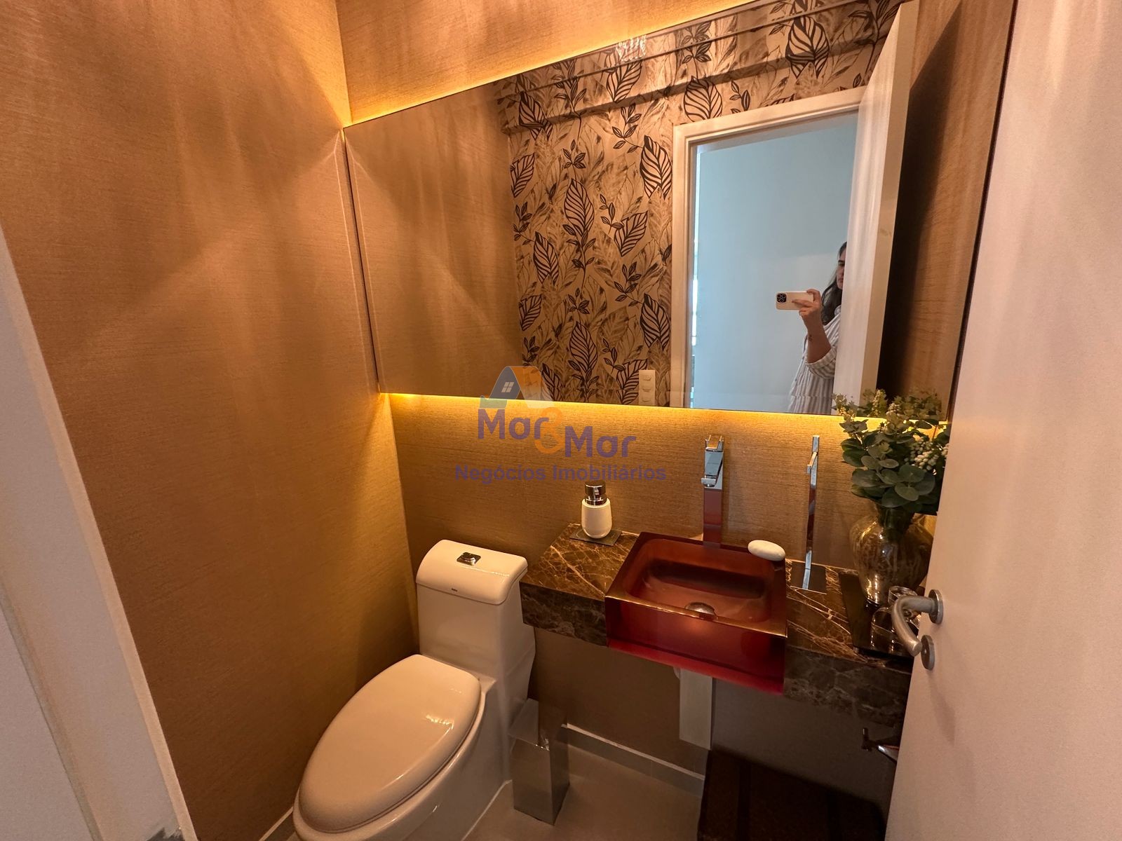 Apartamento Frente ao Mar-3-dormitorios-Enseada