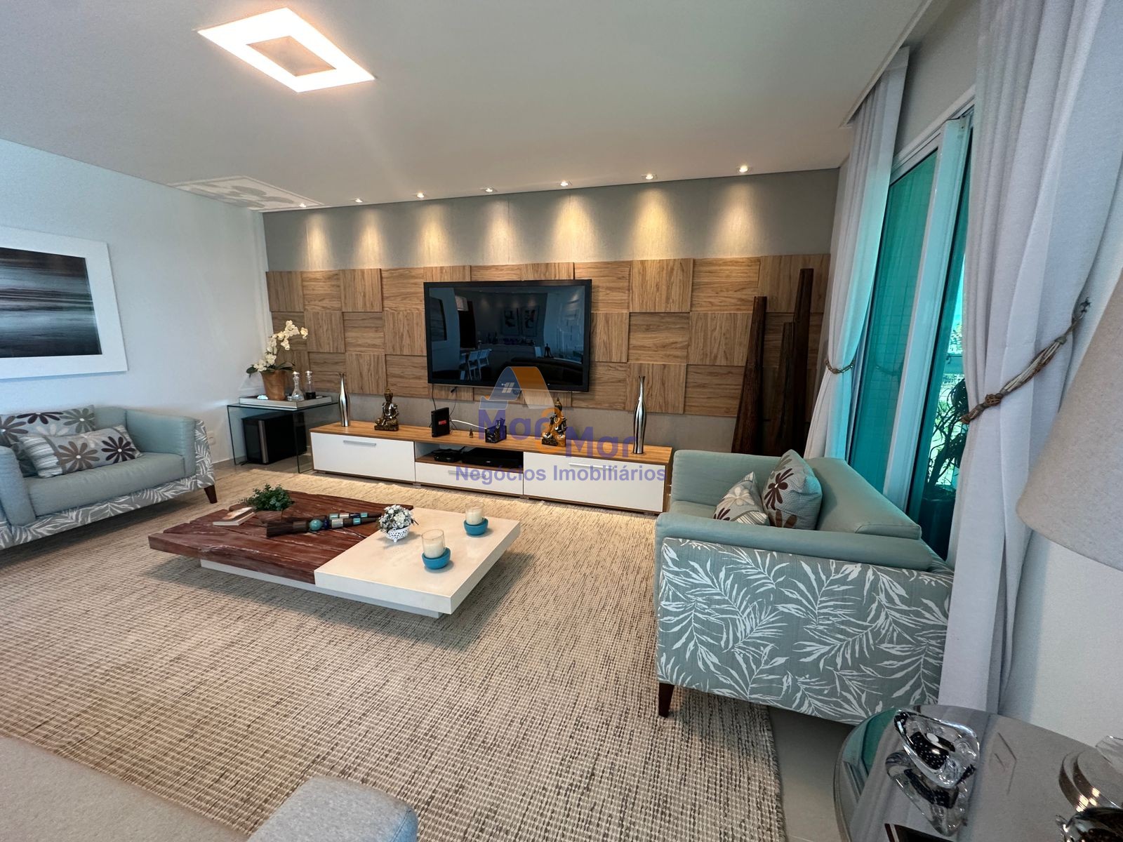 Apartamento Frente ao Mar-3-dormitorios-Enseada