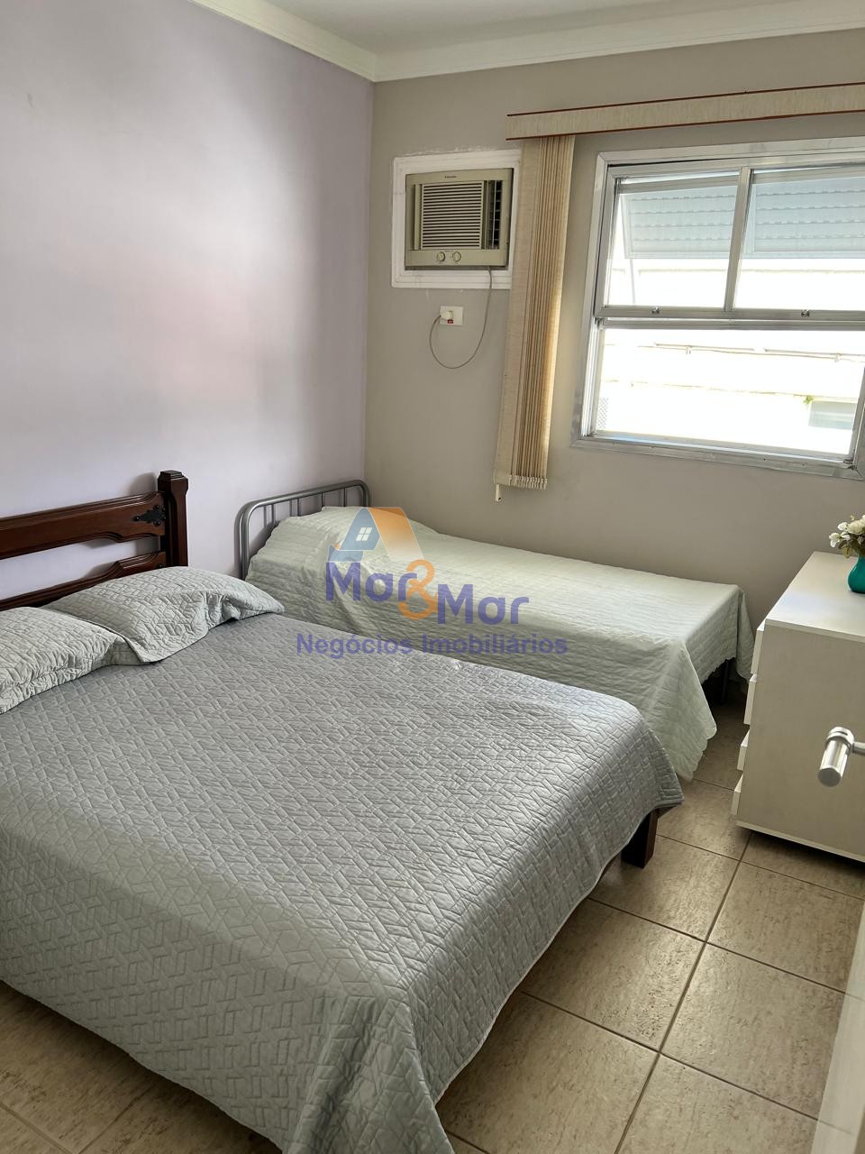 Apartamento na Praia da Enseada, Guarujá - SP