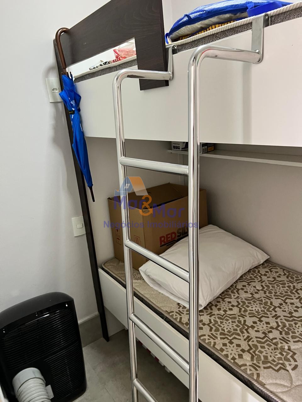 Apartamento na Praia da Enseada, Guarujá - SP