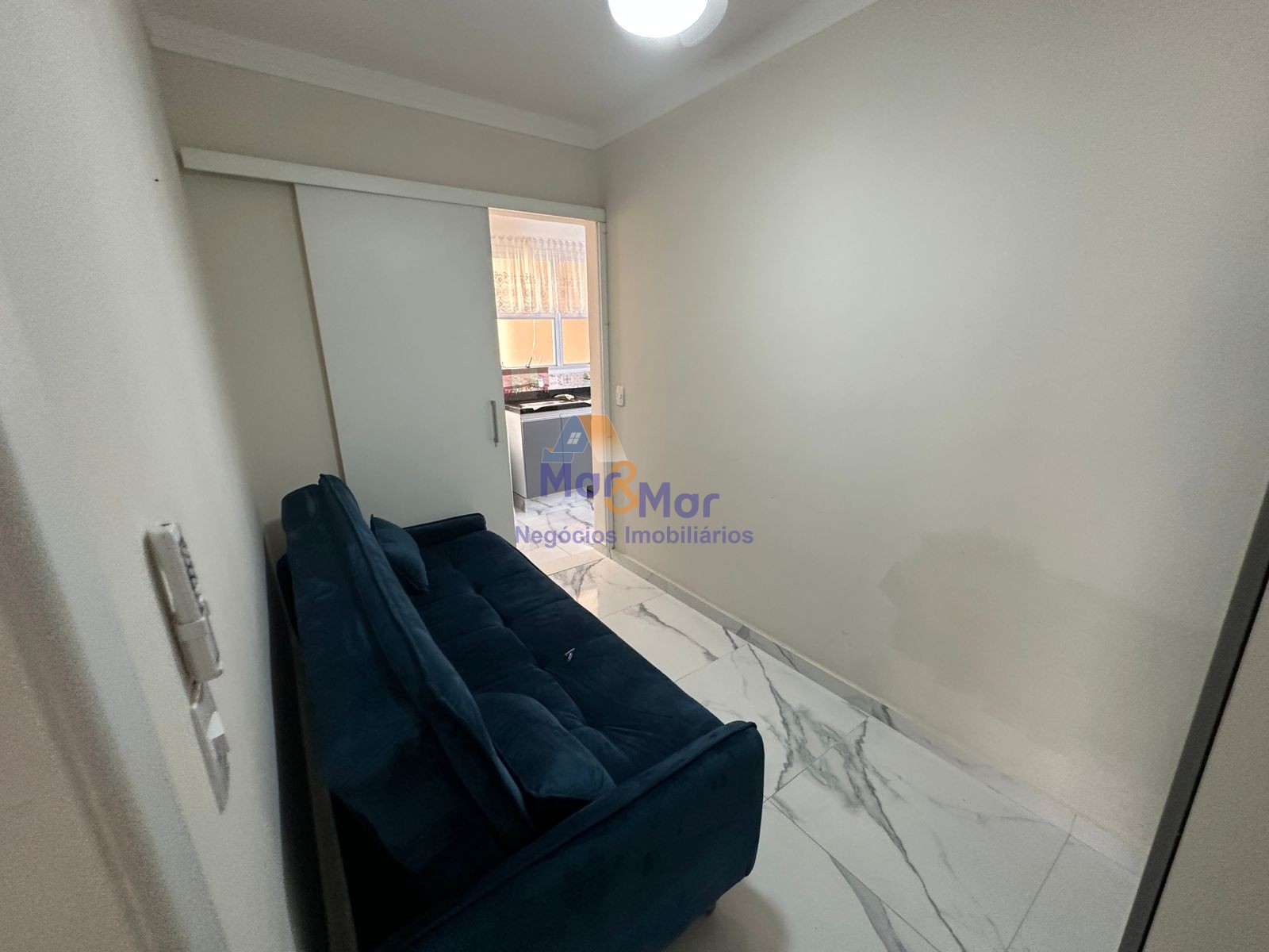 Apartamento na Praia das Pitangueiras, Guarujá - SP