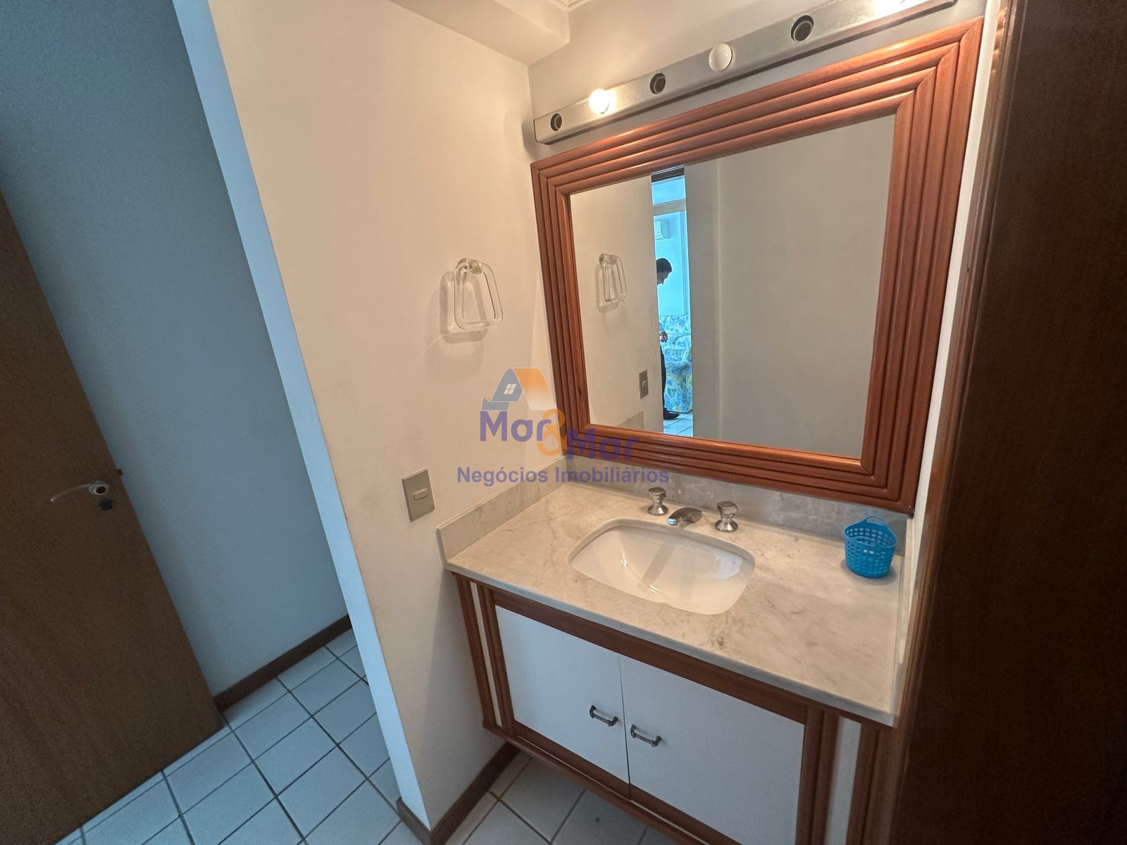 Apartamento Frente ao Mar nas Pitangueiras, Guarujá - SP