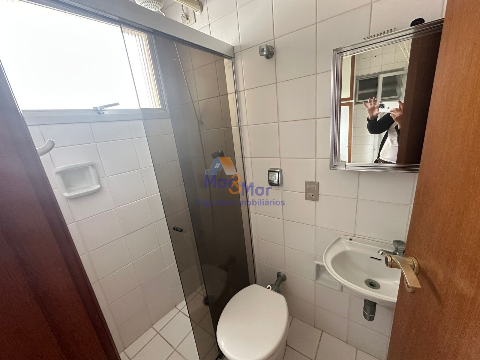 Apartamento Frente ao Mar nas Pitangueiras, Guarujá - SP