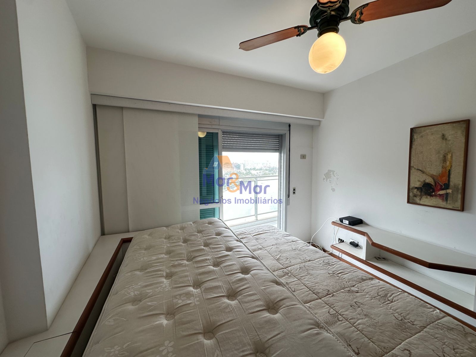 Apartamento Frente ao Mar nas Pitangueiras, Guarujá - SP