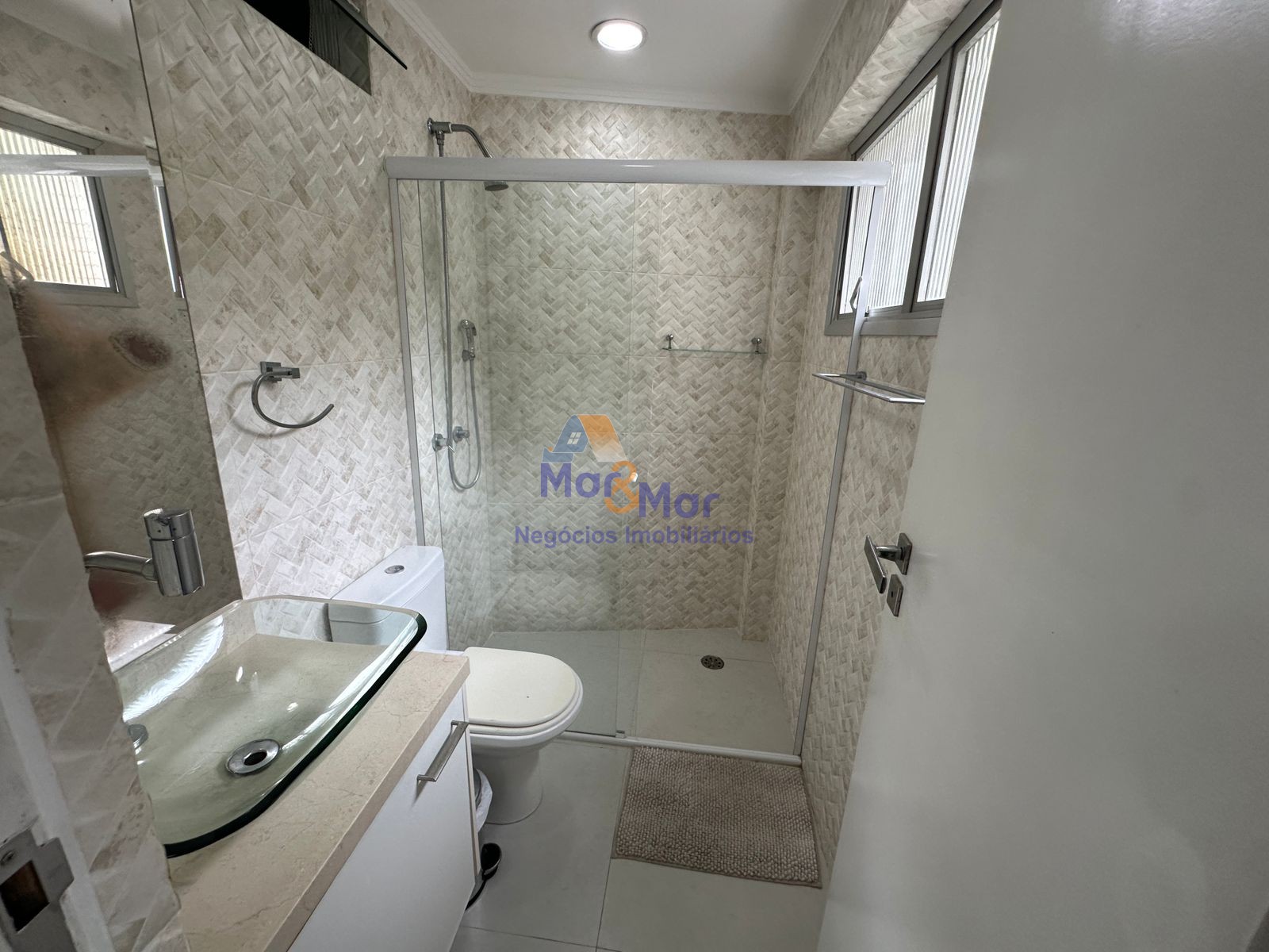 Apartamento Frente ao Mar-3-dormitorios-Pitangueiras