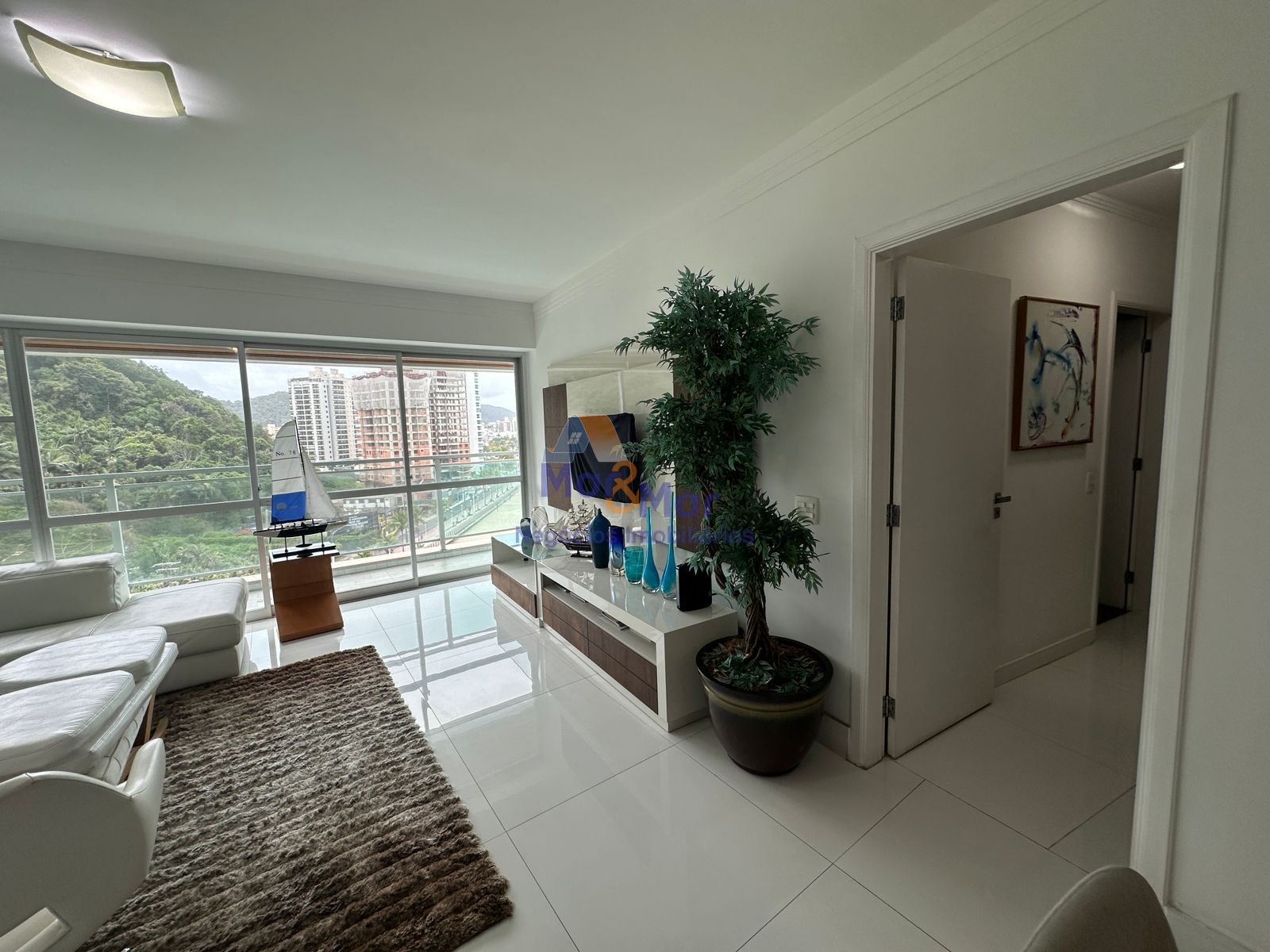 Apartamento Frente ao Mar-3-dormitorios-Pitangueiras