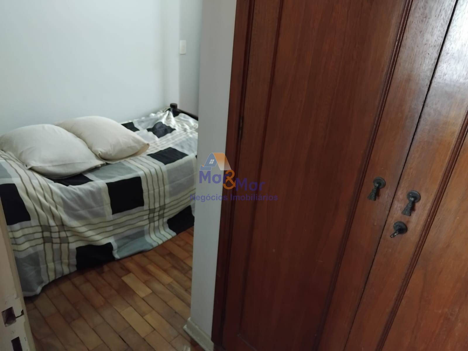 Apartamento na Praia das Astúrias, Guarujá - SP