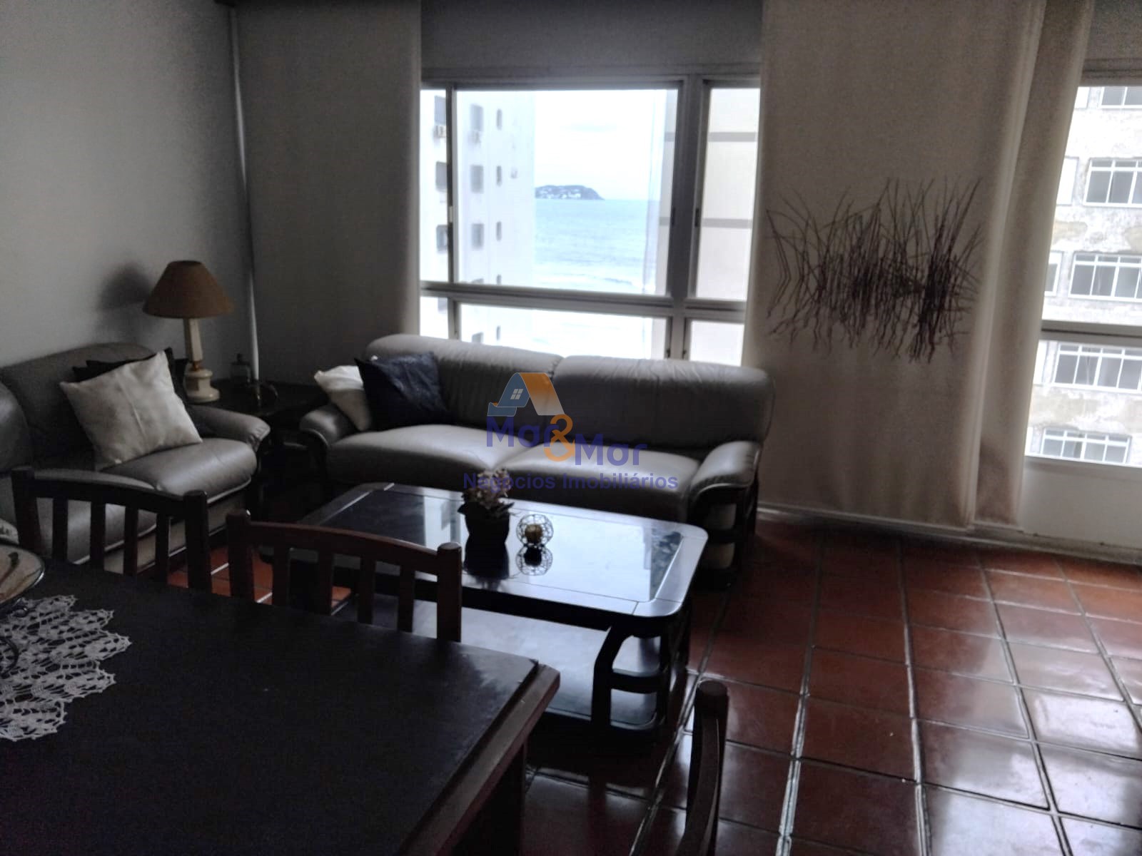 Apartamento na Praia das Astúrias, Guarujá - SP