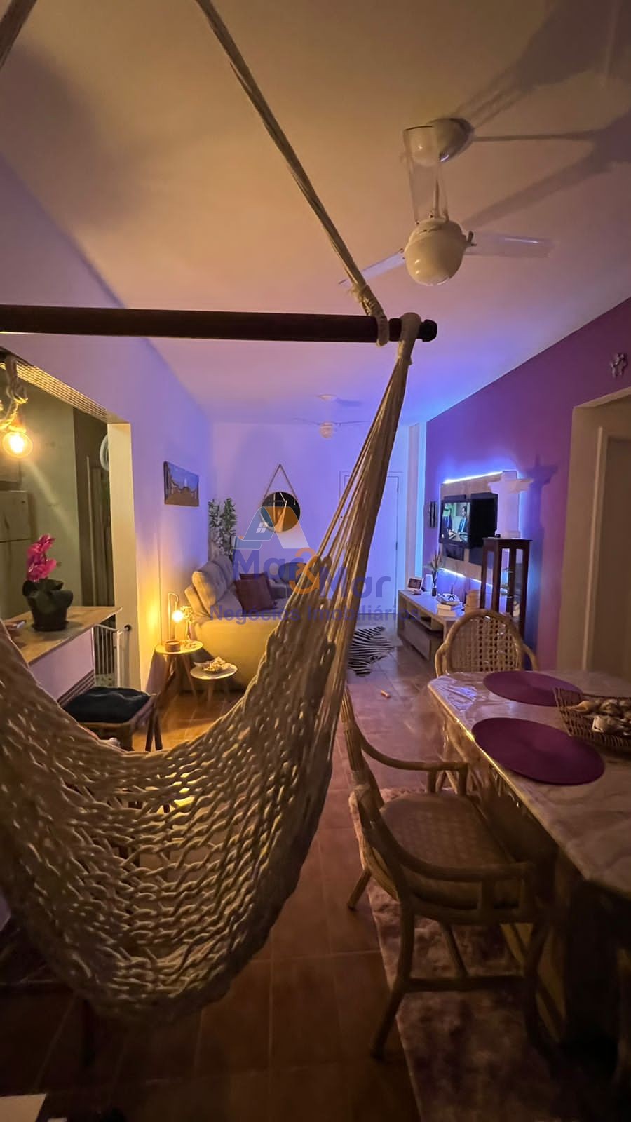Apartamento na Praia da Enseada, Guarujá - SP