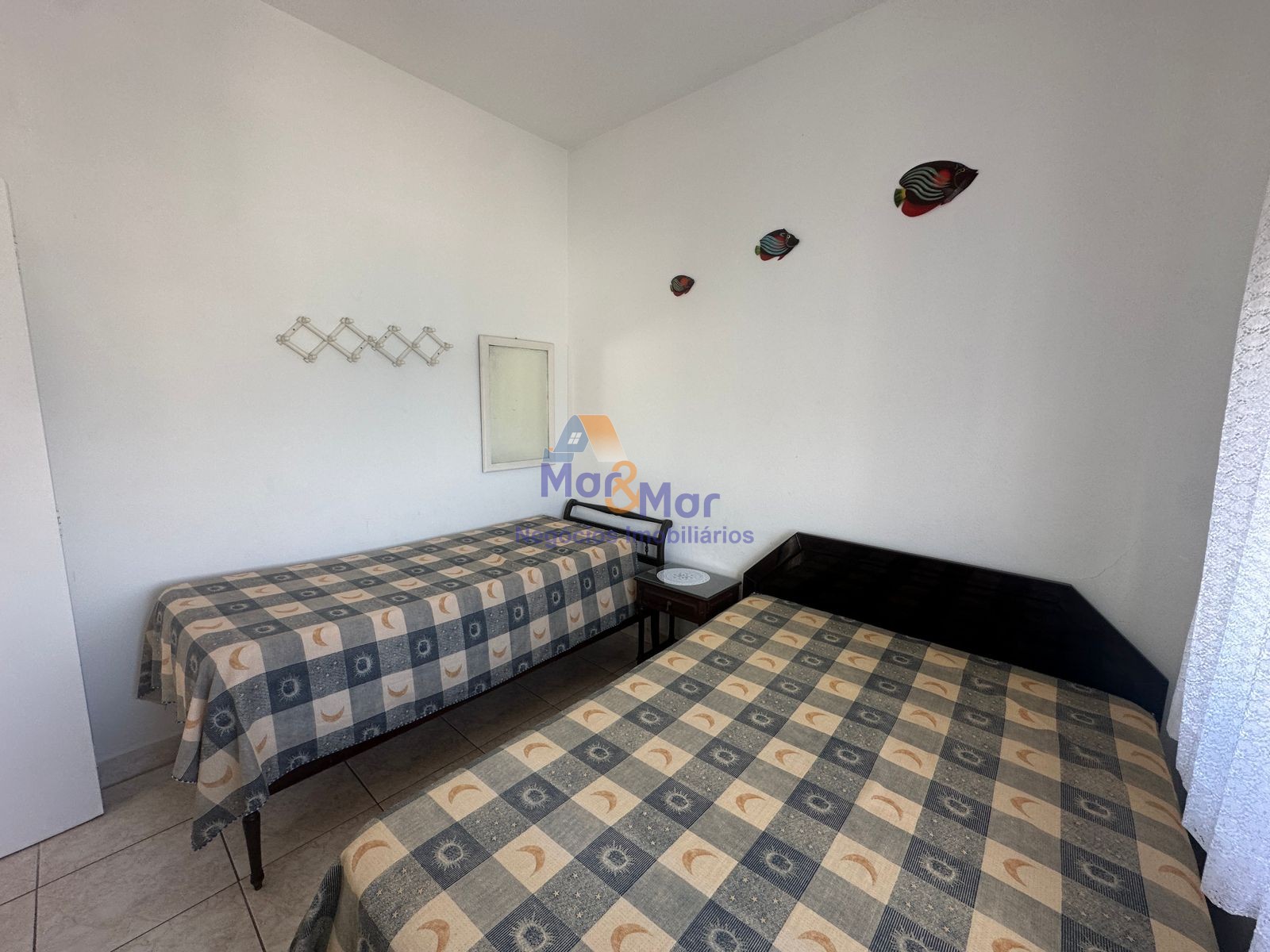 Apartamento na Praia das Pitangueiras, Guarujá - SP