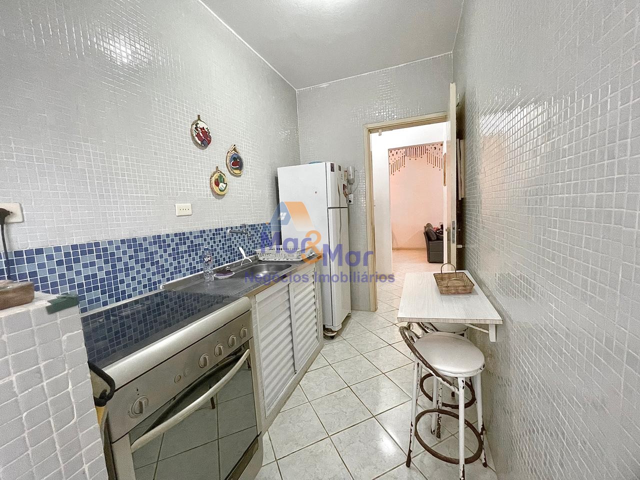 Apartamento na Praia das Pitangueiras, Guarujá - SP