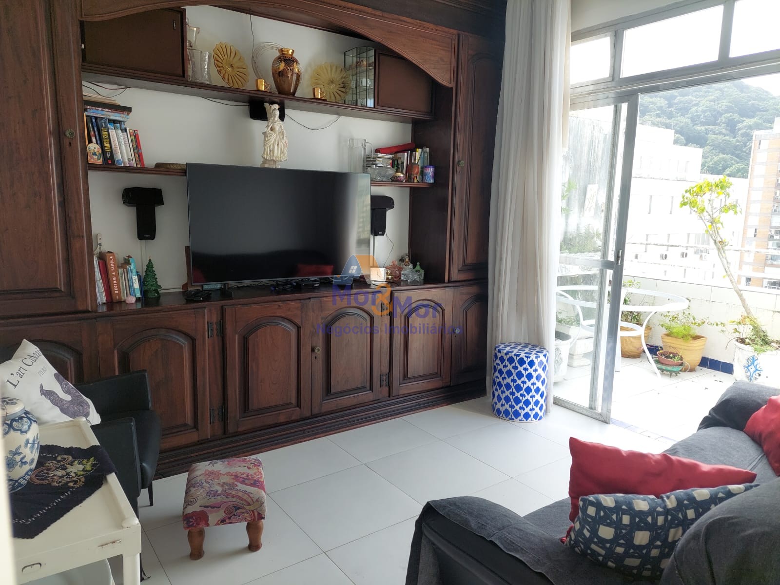 Cobertura Duplex localizada na praia da Pitangueiras!