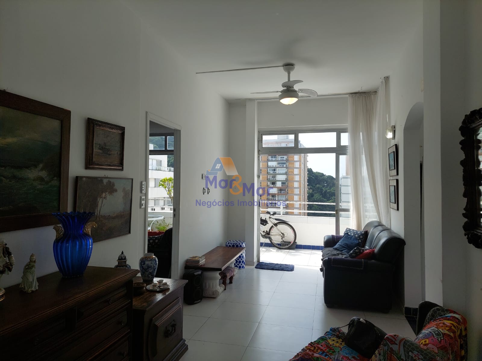 Cobertura Duplex localizada na praia da Pitangueiras!