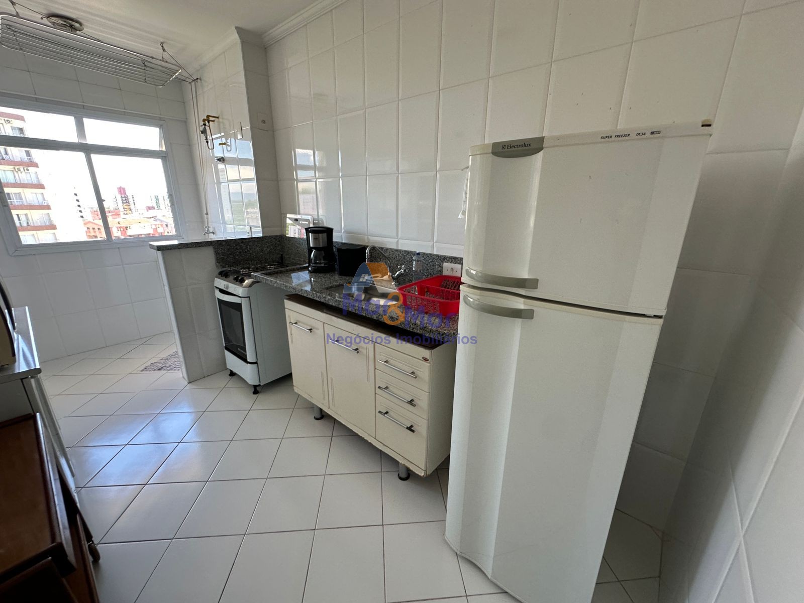 Apartamento na Praia das Astúrias, Guarujá - SP
