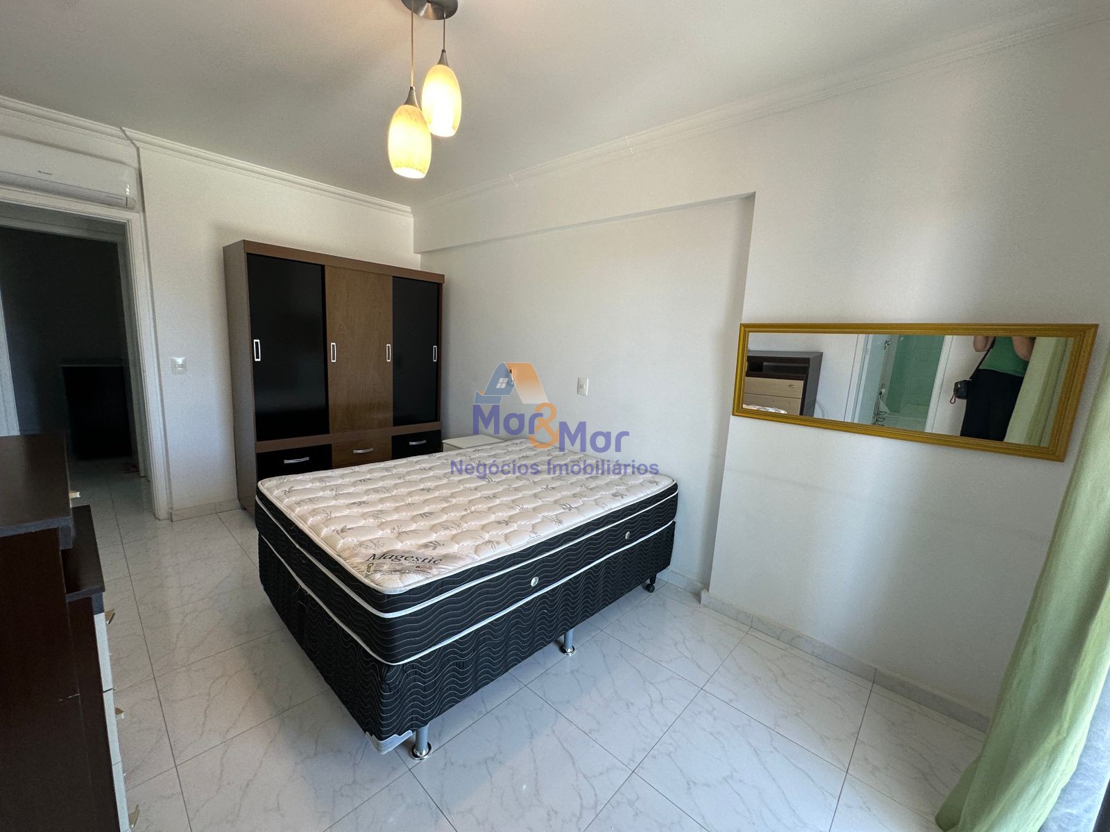 Apartamento na Praia das Astúrias, Guarujá - SP