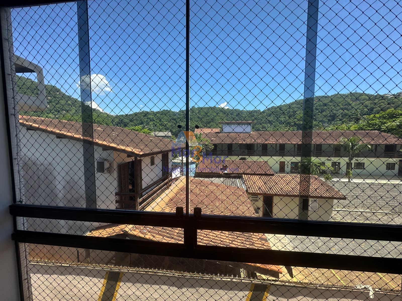 Apartamento na Praia da Enseada, Guarujá - SP