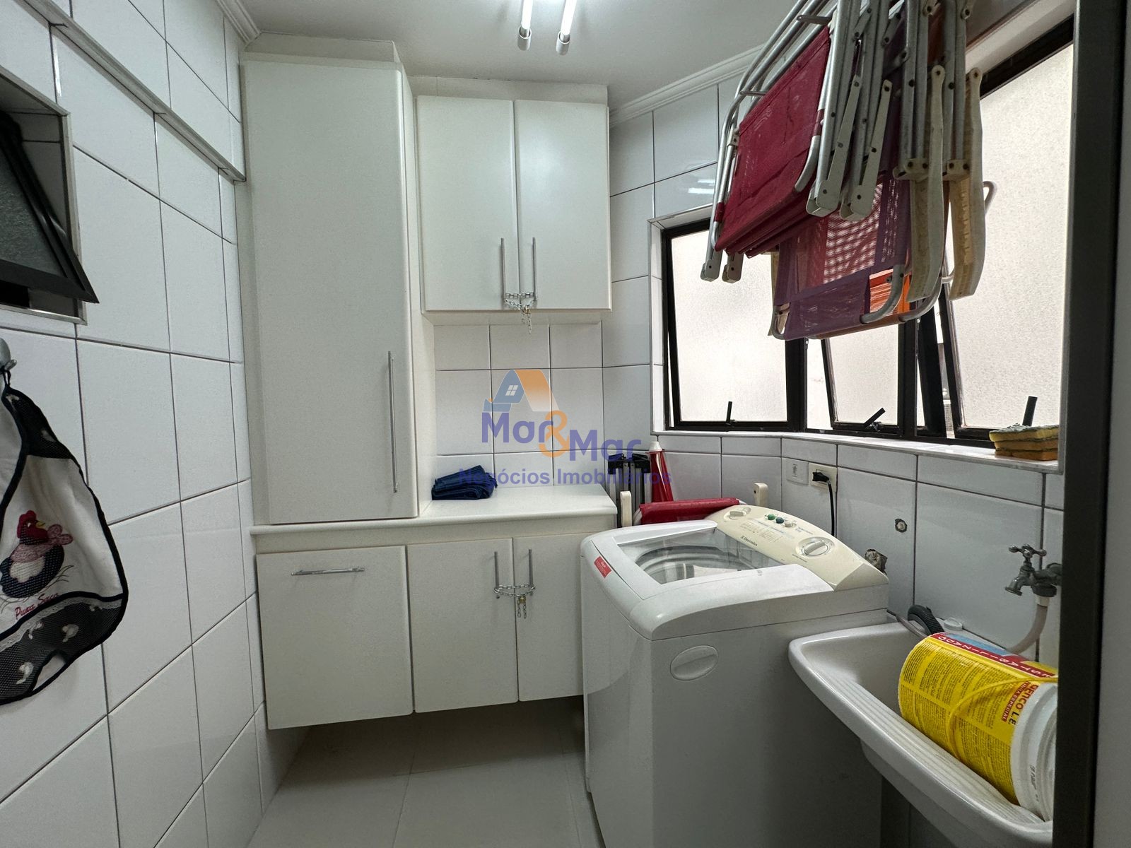Apartamento na Praia da Enseada, Guarujá - SP